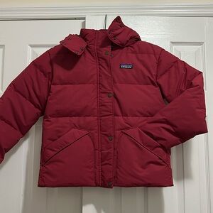 NWOT Patagonia wine red down jacket size XS